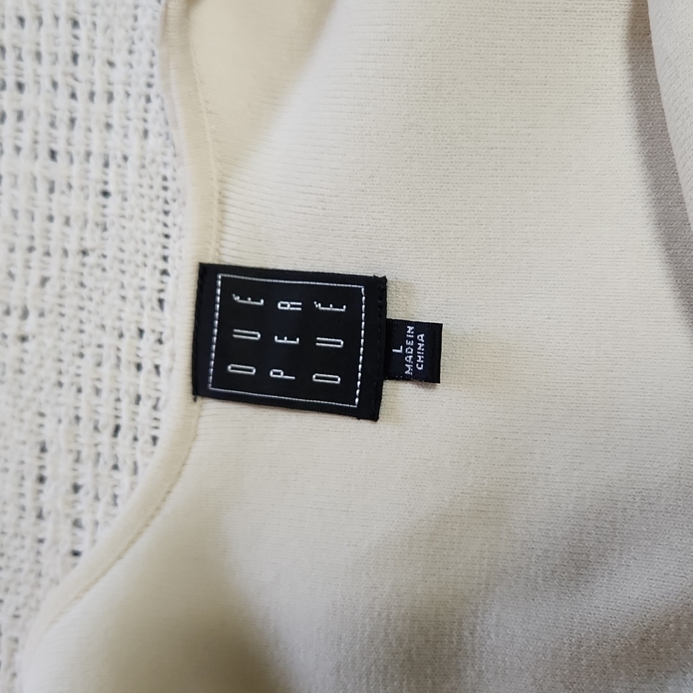 Creme Camisole - Picture 13 of 13